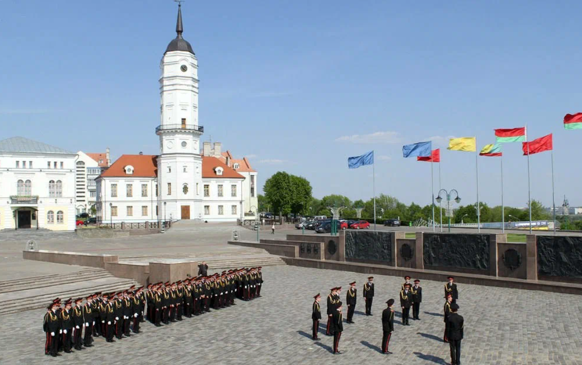 Площадь славы могилев фото