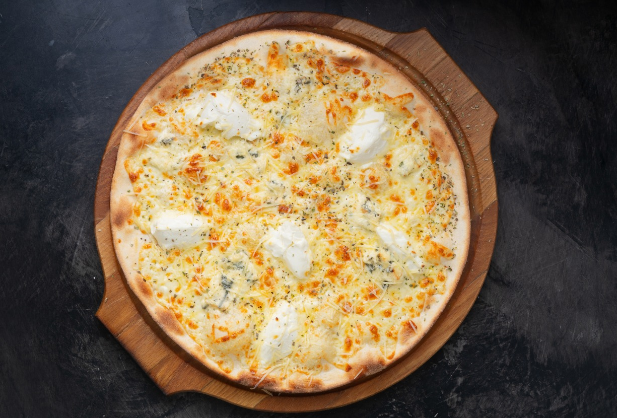 рецепт пиццы в духовке четыре сыра фото 102
