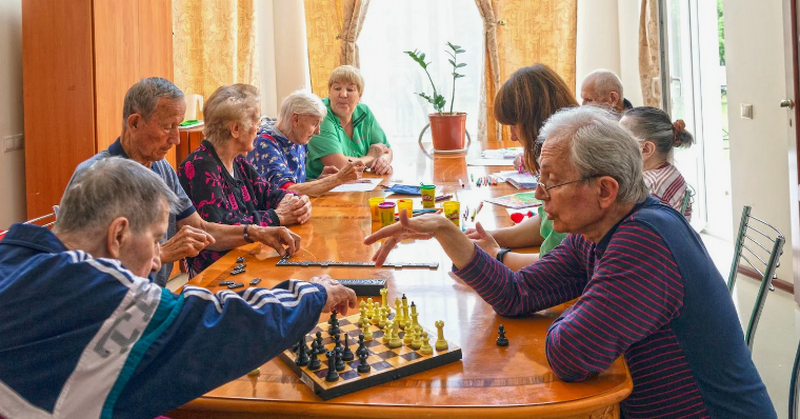 Почему люди выбирают пансионат для пожилых своим родным - причины и плюсы